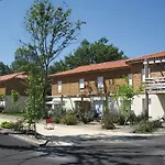 Prázdninový areál Lagrange Les Terrasses Du 3*
