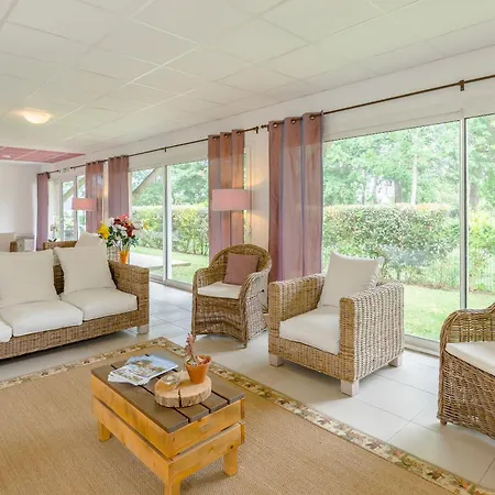 假日公园 Lagrange Les Terrasses Du